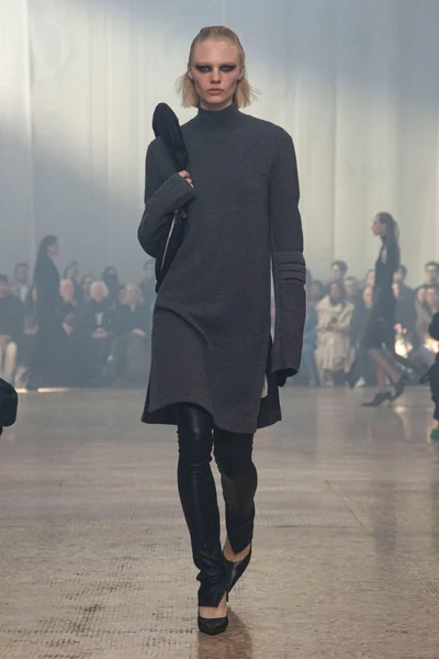 Look 34
